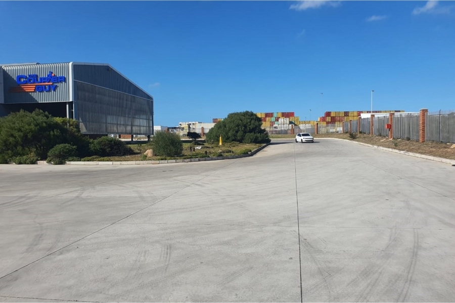 To Let commercial Property for Rent in Coega Eastern Cape